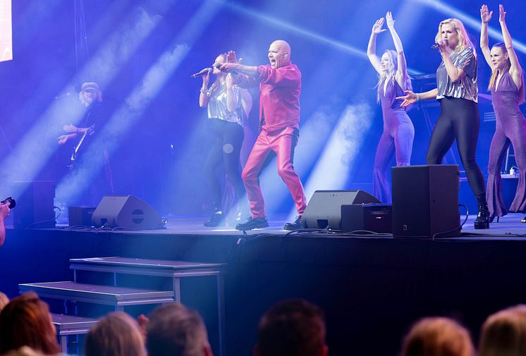 VälaMusicShow-14.jpeg
