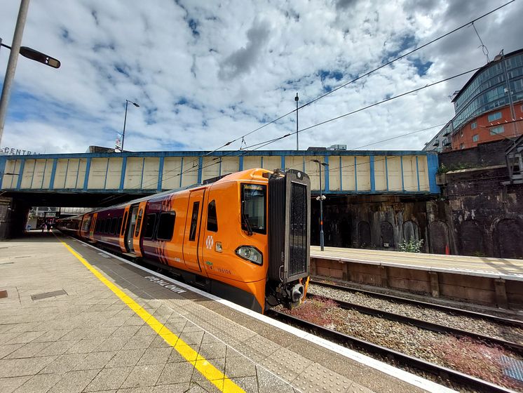 Class 196 at New Street station.jpg