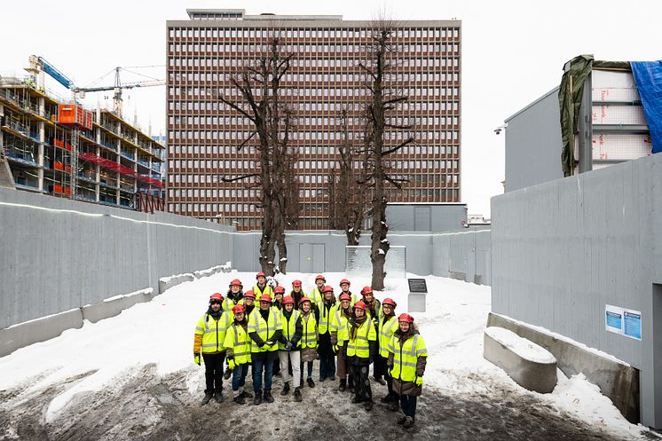 Deltagerne på befaring i Regjeringskvartalet