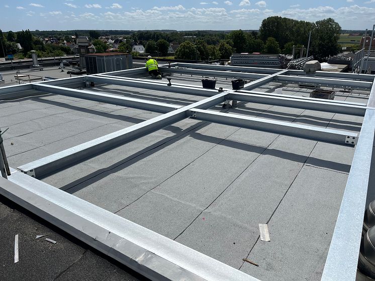 Snart på plats: bilden visar stativet för fyra nya ventilationsaggregat som bemt AB installerar vid Scan i Kristianstad.
