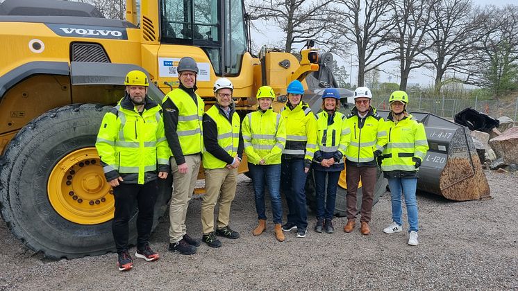Överlämning Volvo L120H till Säkerhetsparken