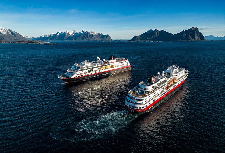 CREDIT - Hurtigruten - MS Finnmarken and MS Midnatsol crossing on the Norwegian coast - Photo, Tommy Simonsen (1).jpg