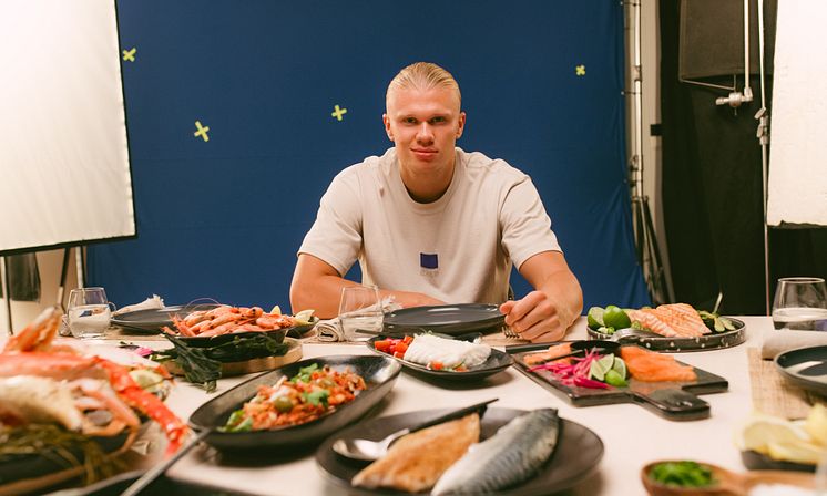 Haaland på filmopptak_Foto_Norges sjømatråd_Godfisk.jpg