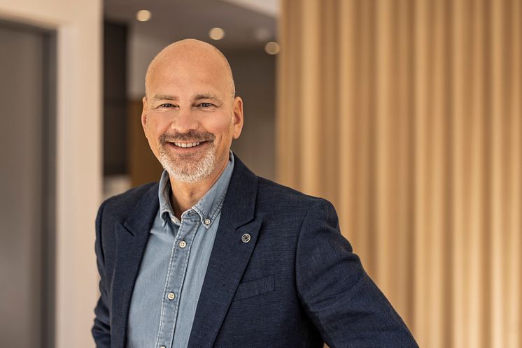 Kalle_Roos_02_HR.jpg