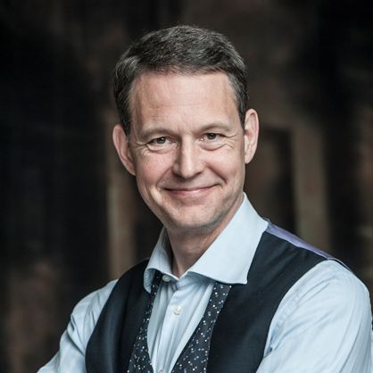 declan-hill-1.jpg