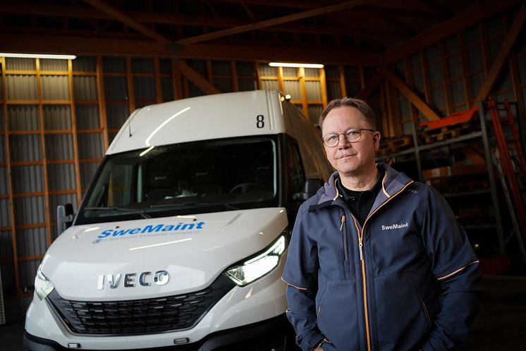 IvecoSwemaint_Still_01.jpg