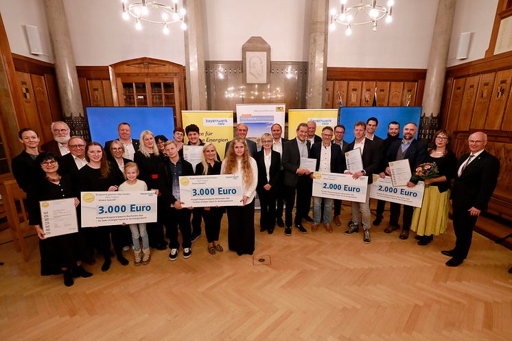 Bürgerenergiepreis Oberfranken 2024_Gesamtfoto_K20241010-40267.jpg