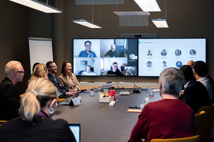 5G Test Facility meeting.jpg