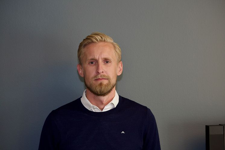 Daniel Eliasson.jpg