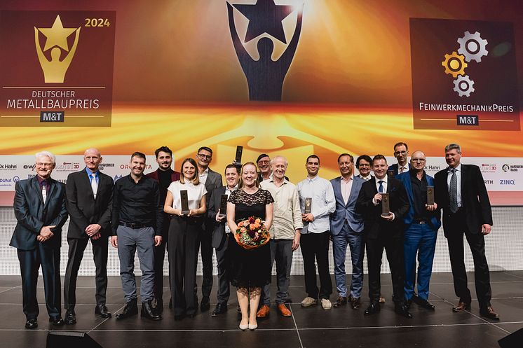 Die Gewinner des Deutschen Metallbaupreises und des Feinwerkmechanikpreises 2024 wurden am 25. Oktober 2024 in Würzburg geehrt. 