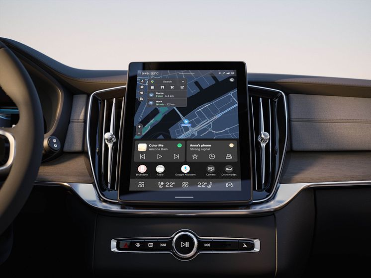 New_Volvo_XC90_Interiors.jpg