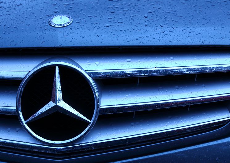 Mercedesfront.jpg
