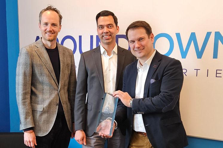 Aroundtown_WiredScore_Award_1.jpg