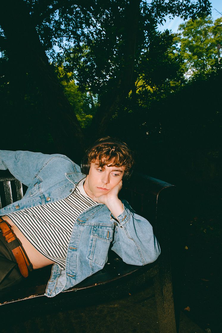 LIVE-TOUR ALFIE JUKES PRESS PHOTO 2025 - Rosie Carne.jpg