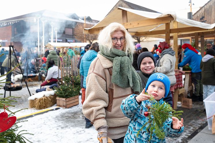 Stemningsfullt julemarked i Brumunddal.jpeg