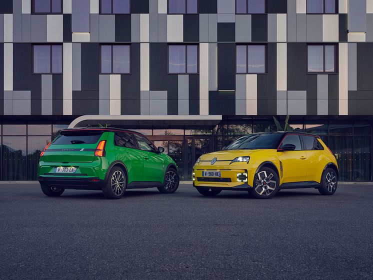 Renault 5 E-Tech electric - iconic cinq version - Pop Yellow!2.jpg