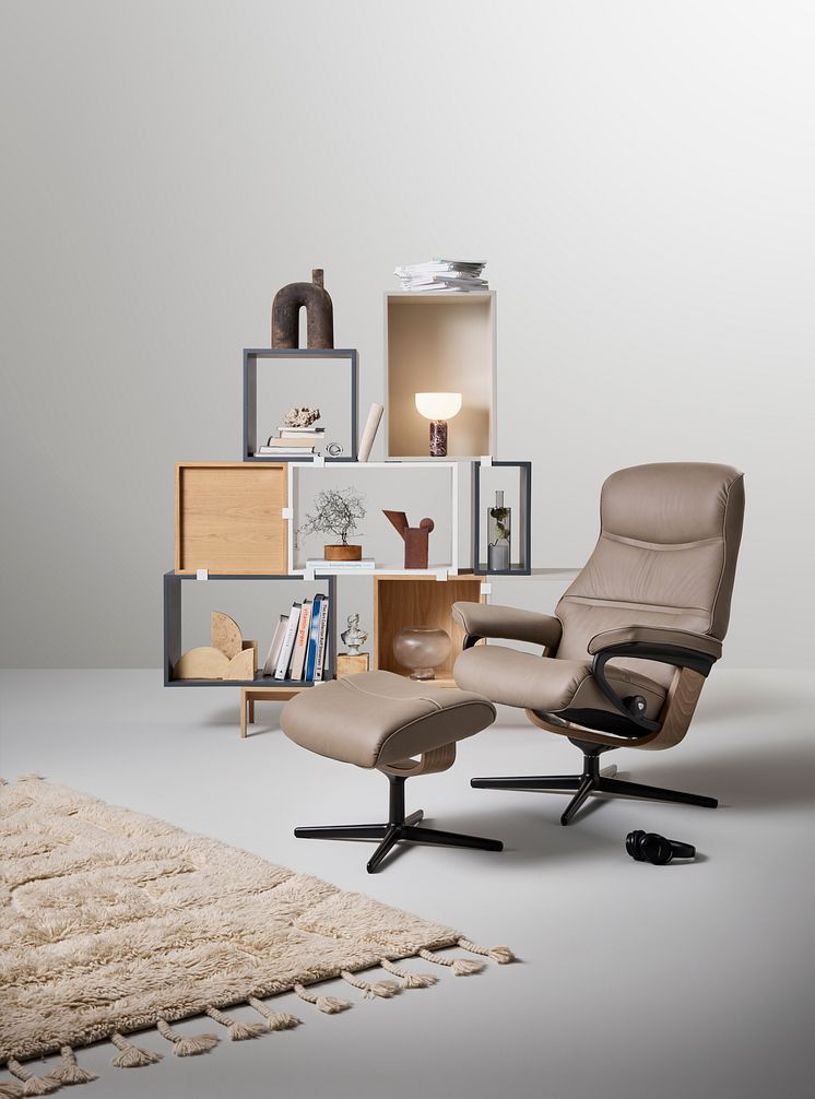 Stressless_Philip_M_Cross_Pal_Dark_Mushroom_Smoked_Oak-Matte_Black_2.jpg
