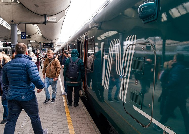 Rushtrafikk_pa_Oslo_S_VY_03791_Foto_Mads_Kristiansen.JPEG