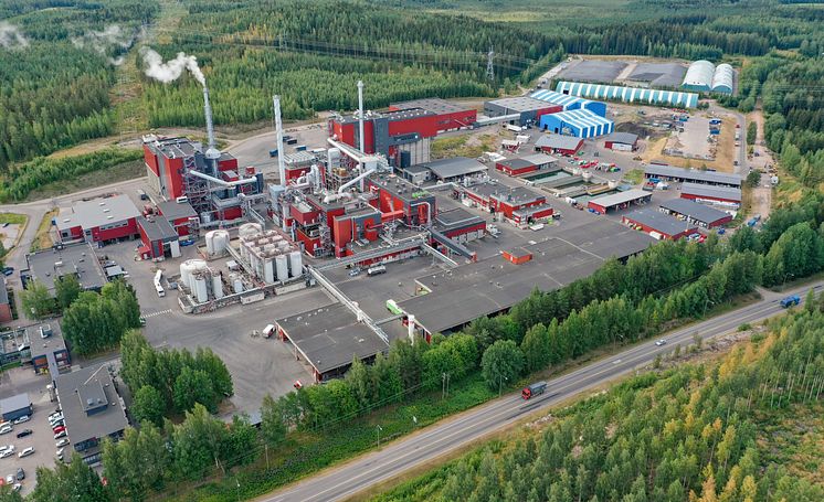 Fortum-aerial-photo-Riihimäki-plant-2021-img-0322-hires (1).jpg