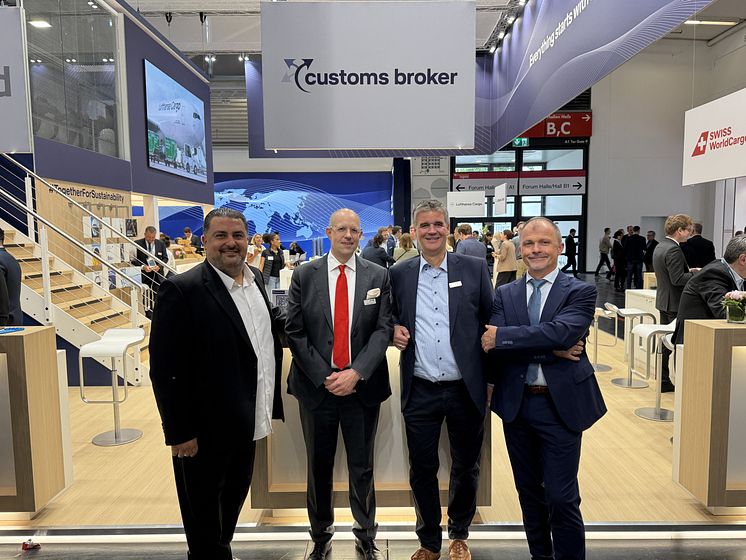 CB_Customs_Broker_and_LUG_CB_Booth_2.jpg
