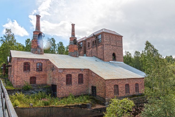 Årets Industriminne 2020. Den stora järnhyttan i Jädraås har dubbla masugnar och rostugnar. Den var i drift mellan 1856 och 1930.