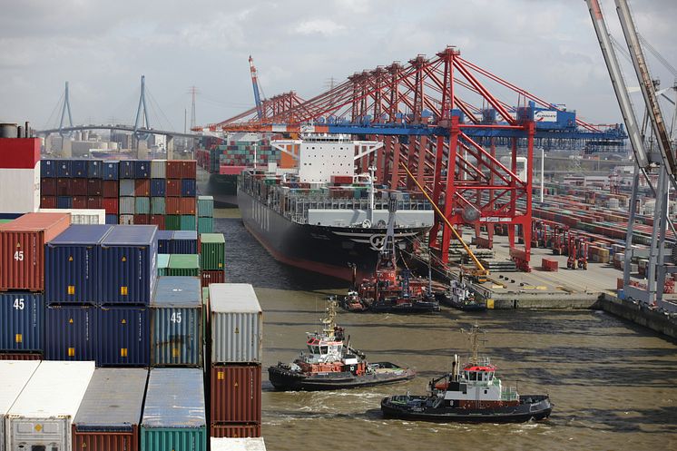 Stock-Foto-Container.jpg