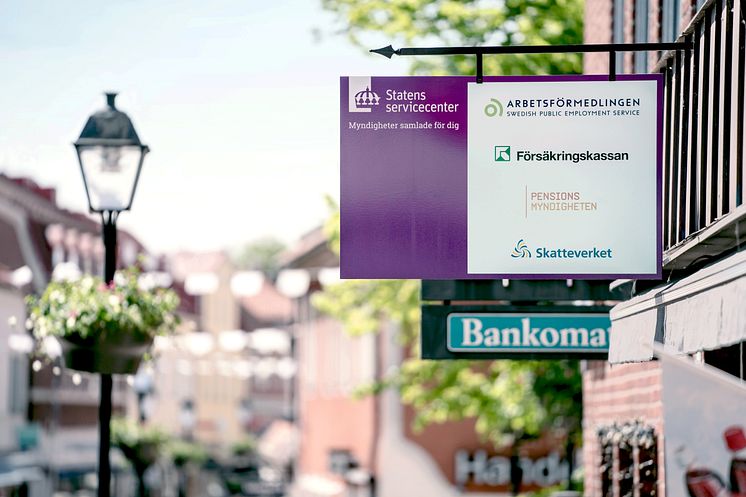 Servicekontor-fasadskylt-pressbild.jpg