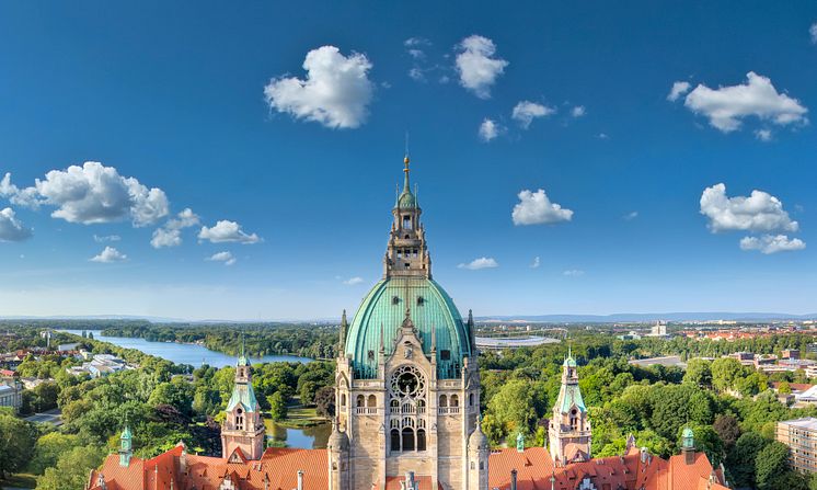 Neues Rathaus Luftbild(c)HMTG_Lars Gerhardts.jpg