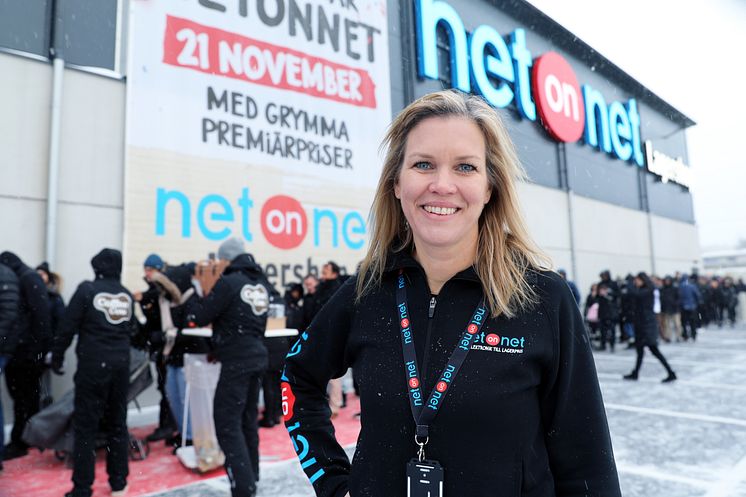 Nu slår NetOnNet upp portarna till sin nya Lagershop i Södertälje
