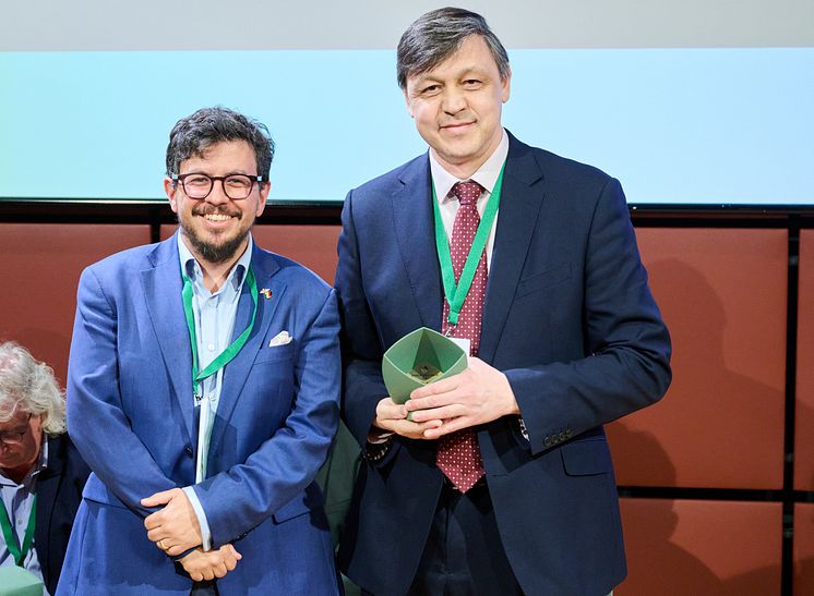 L-R Joshua Sisskin, First Secretary of the Embassy of the United Kingdom in Berlin, and Dr Ulugbek Azimov of Northumbria University.jpg