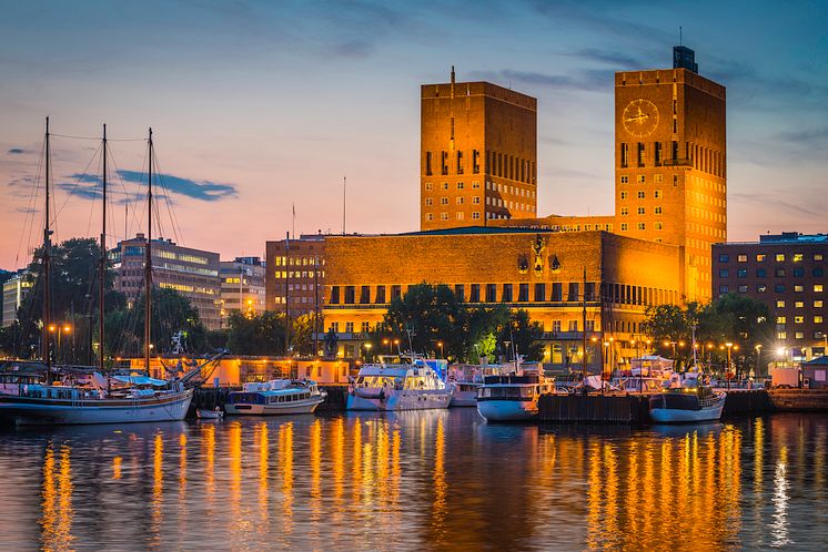 norway-oslo-city-boats-530259563.jpeg
