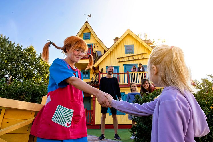 Hälsa på Pippi Långstrump i Villa Villekulla.