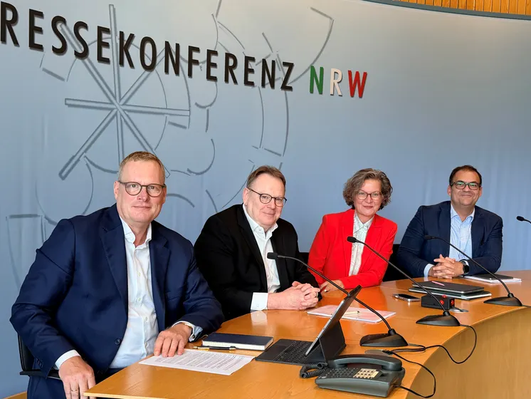 "Cooles Nordrhein-Westfalen", Politik setzt auf Zurich Expertise, Klimaanpassungen, Extremhitze