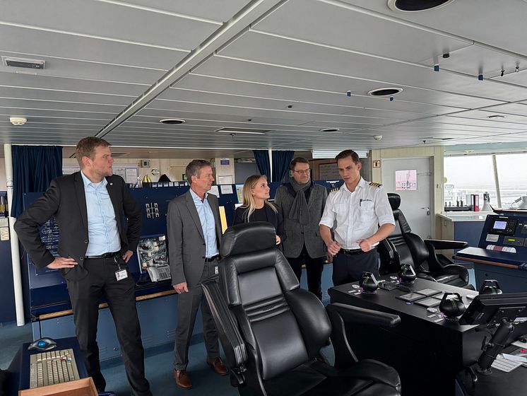 Scandlines begrüßt Staatssekretärin Julia Carstens an Bord
