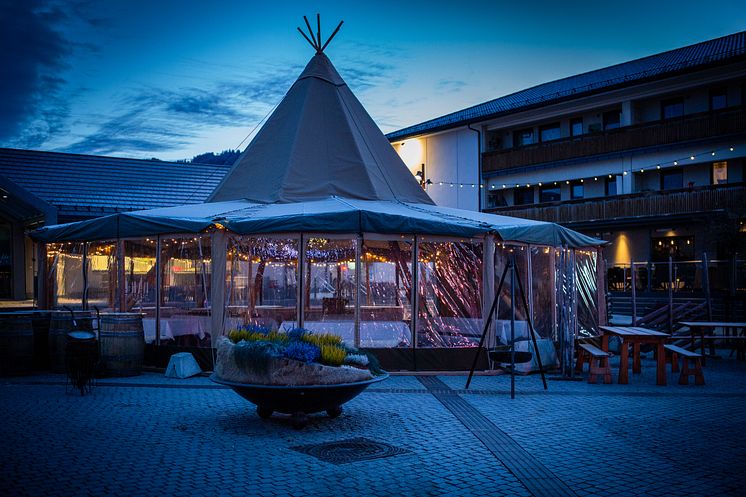 Lavvo i blåtimen Matlyst - FOTO Ringsaker kommune.jpg