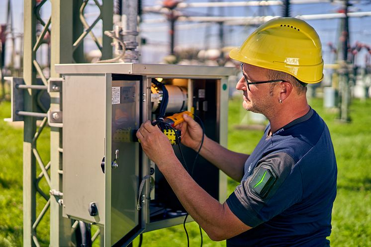 Person in a substation with ANGEL React Shirt System_1.jpg