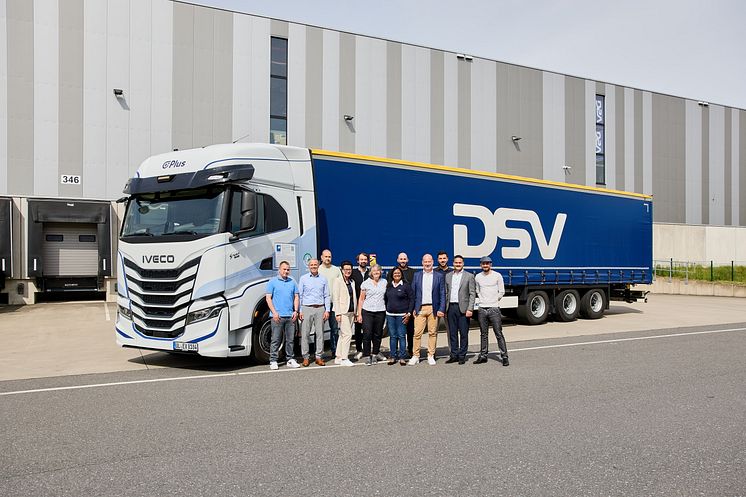 DSV Projekt semiautonomer Lkw.jpg