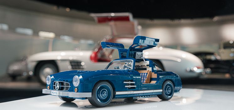 mercedes_mattel_300sl_294_crop1.jpg