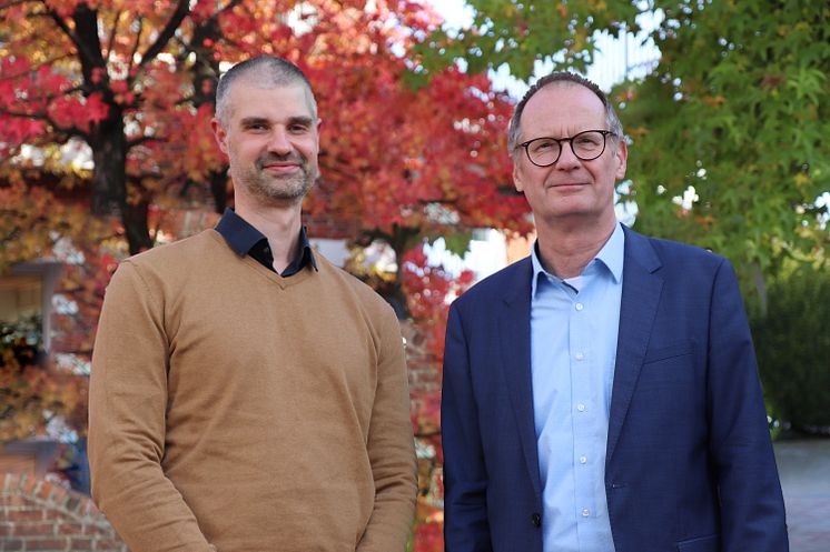 Prof. Dr. John-Oliver Engler und Prof. Dr. Dr. Karl Martin Born