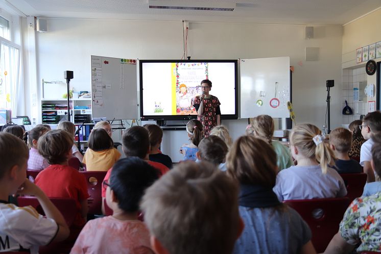 Digitale Leseförderung| Kinder erwecken Bücherfiguren mit Unterstützung von Studierenden der Universität Vechta zum Leben und entwickeln damit Lust am Lesen 