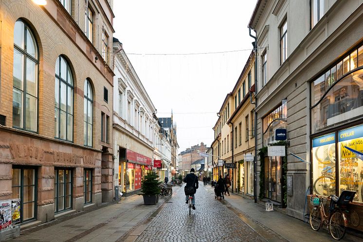 Cyklist i centrala Lund.jpg