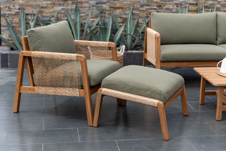 Wrap sofa set_ScanCom International_2024.jpg