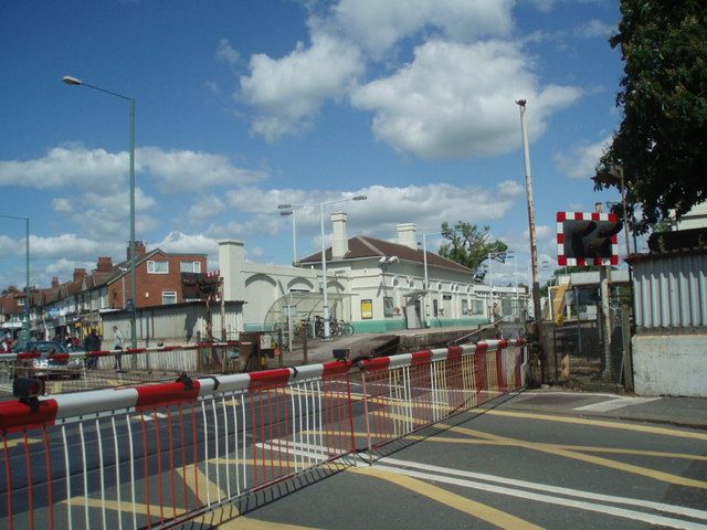 Portslade level crossing.JPG