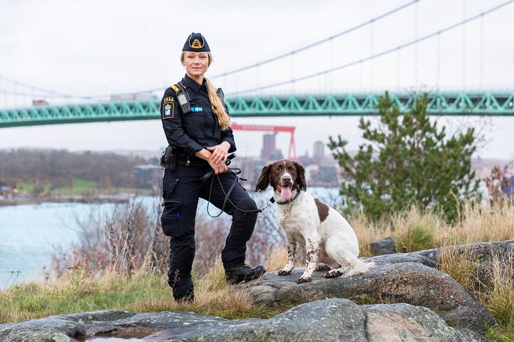 Årets Narkotikasökhund 2024 Skip med förare Ruth Baciu_ Foto Karin Wildheim.jpg