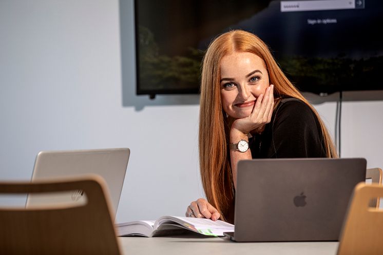 Studier på Högskolan Väst 3.jpg