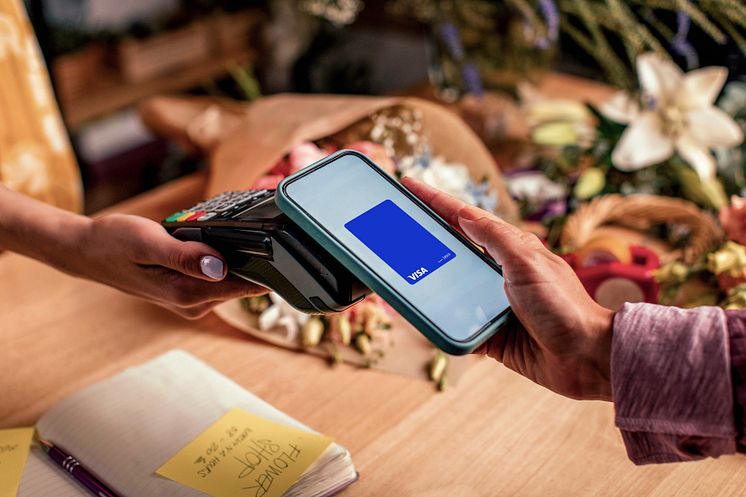 Visa_B2B_2024_Merchant_Phone_001.jpg