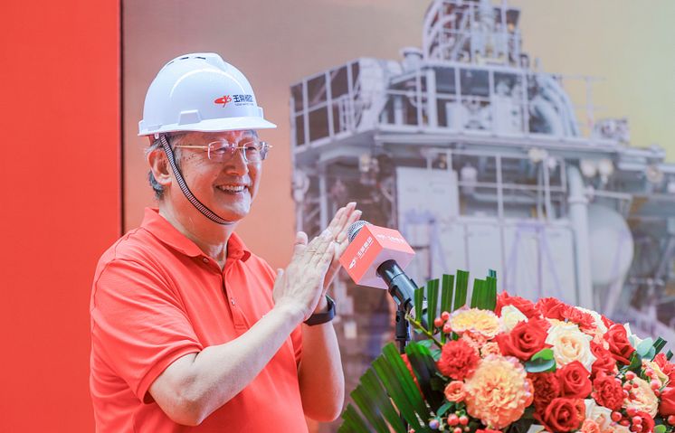 David Deng, CEO, Yuchai Marine Power Co., Ltd..JPG