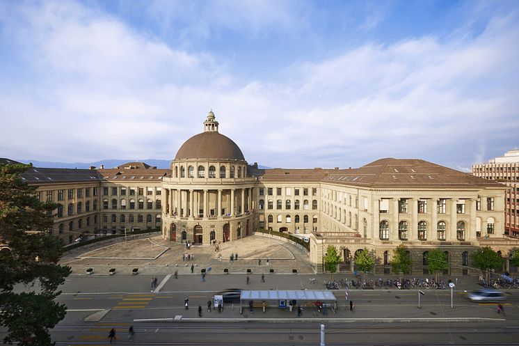 Huvudentrén, © ETH Zürich / Gian Marco Castelberg
