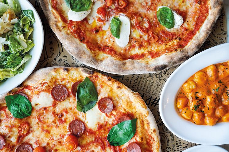 Pizza_Pasta_Salat_gedeckter-Stadt.jpg