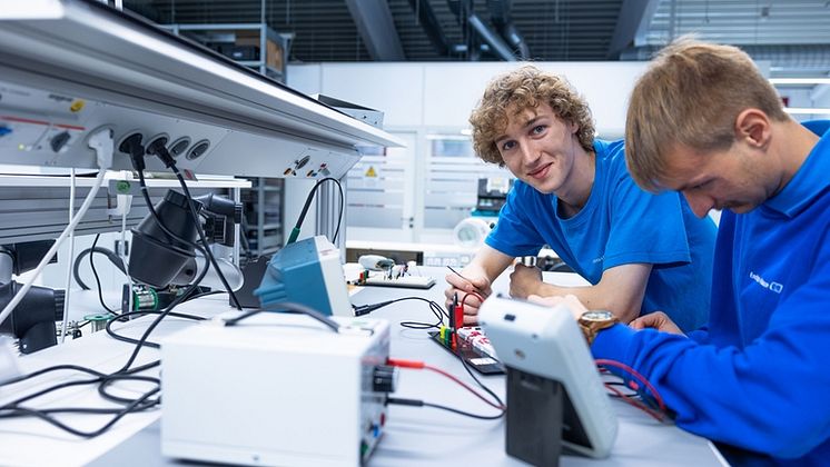 apprenticeship workshop (1).jpg